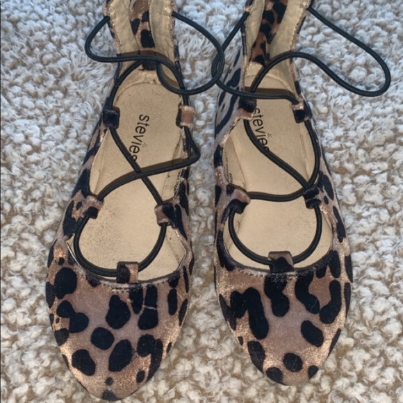 Girls Leopard print lace-up ballet flats - Picture 3 of 5